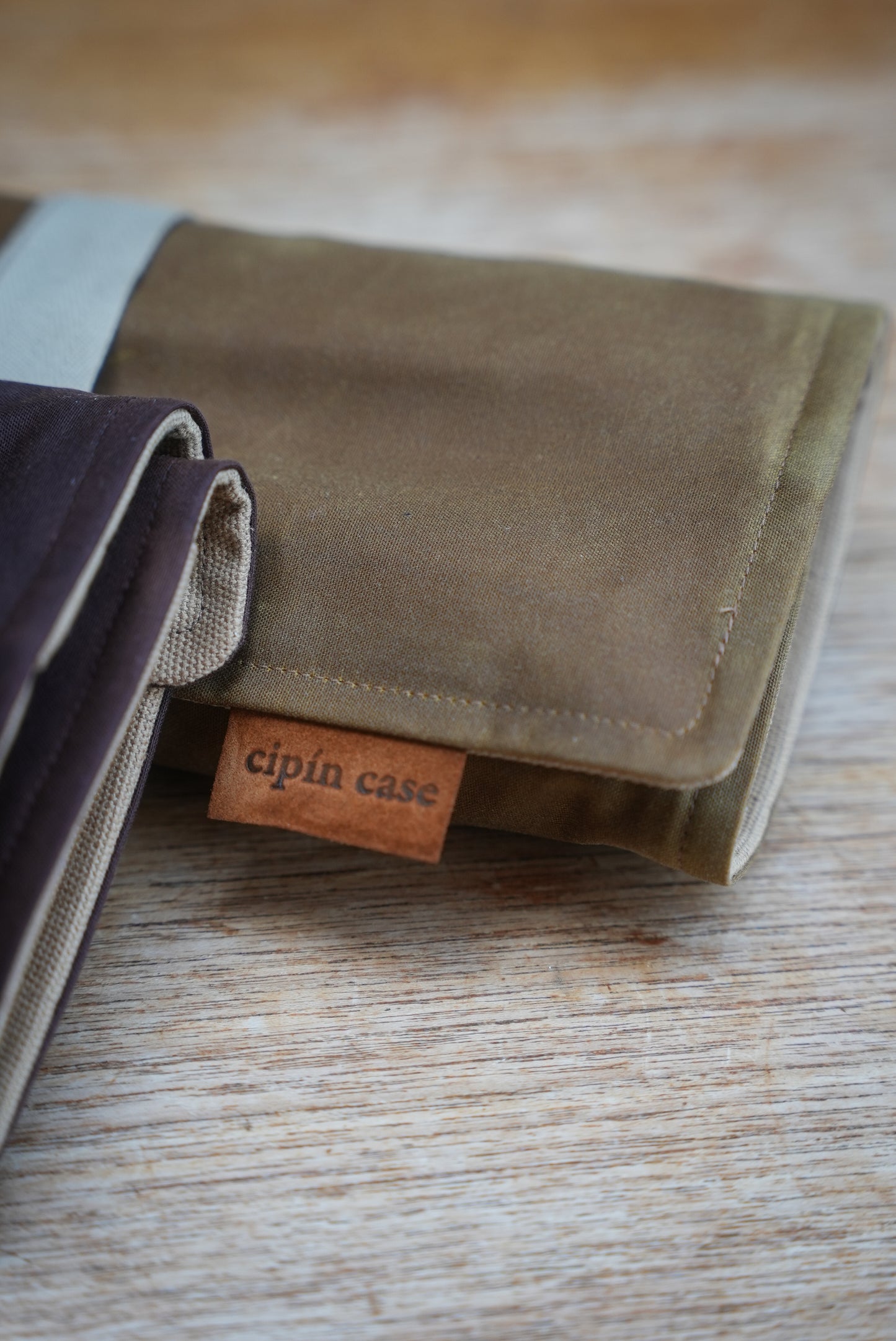 Cipín Case - Wax Cotton