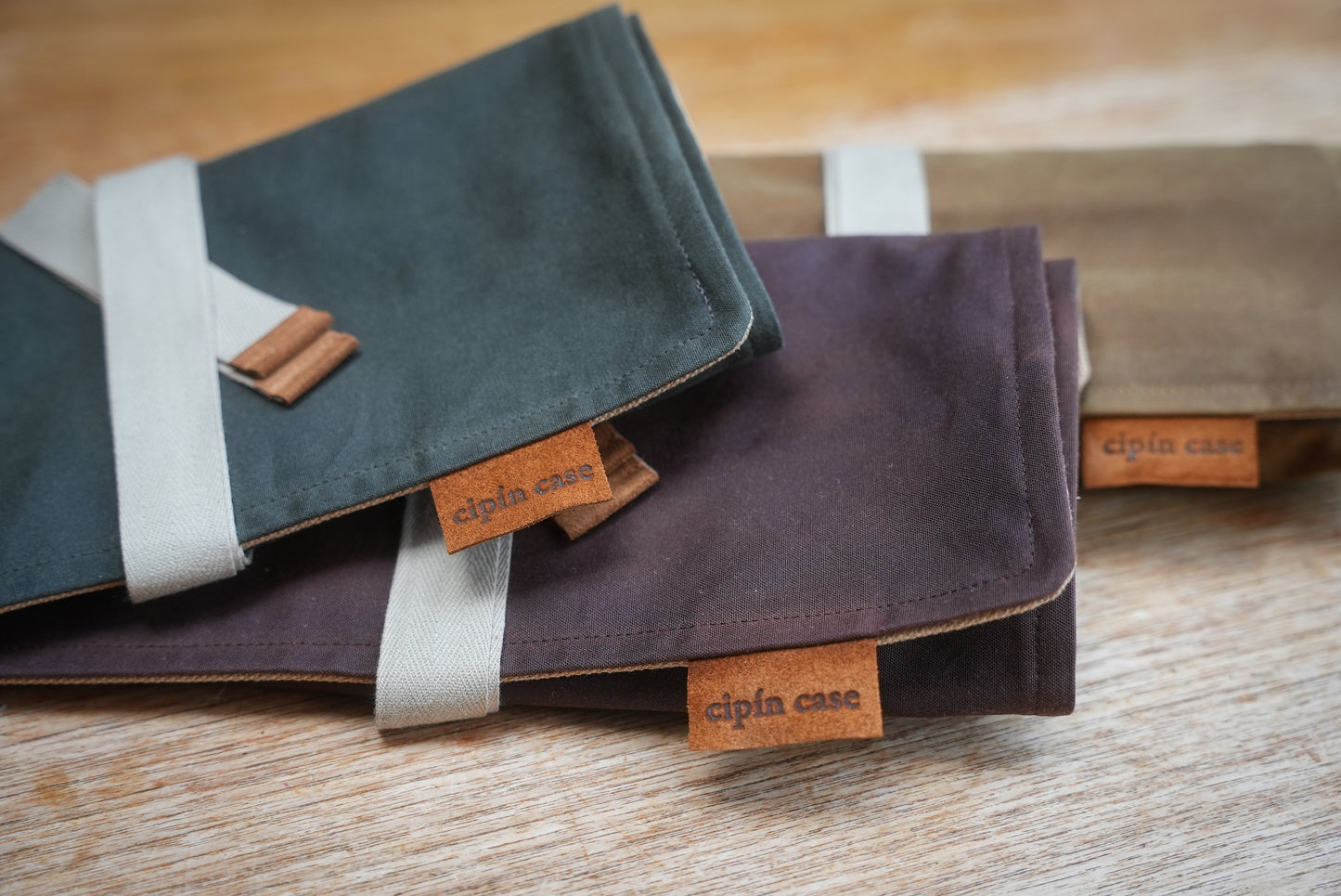 Cipín Case - Wax Cotton