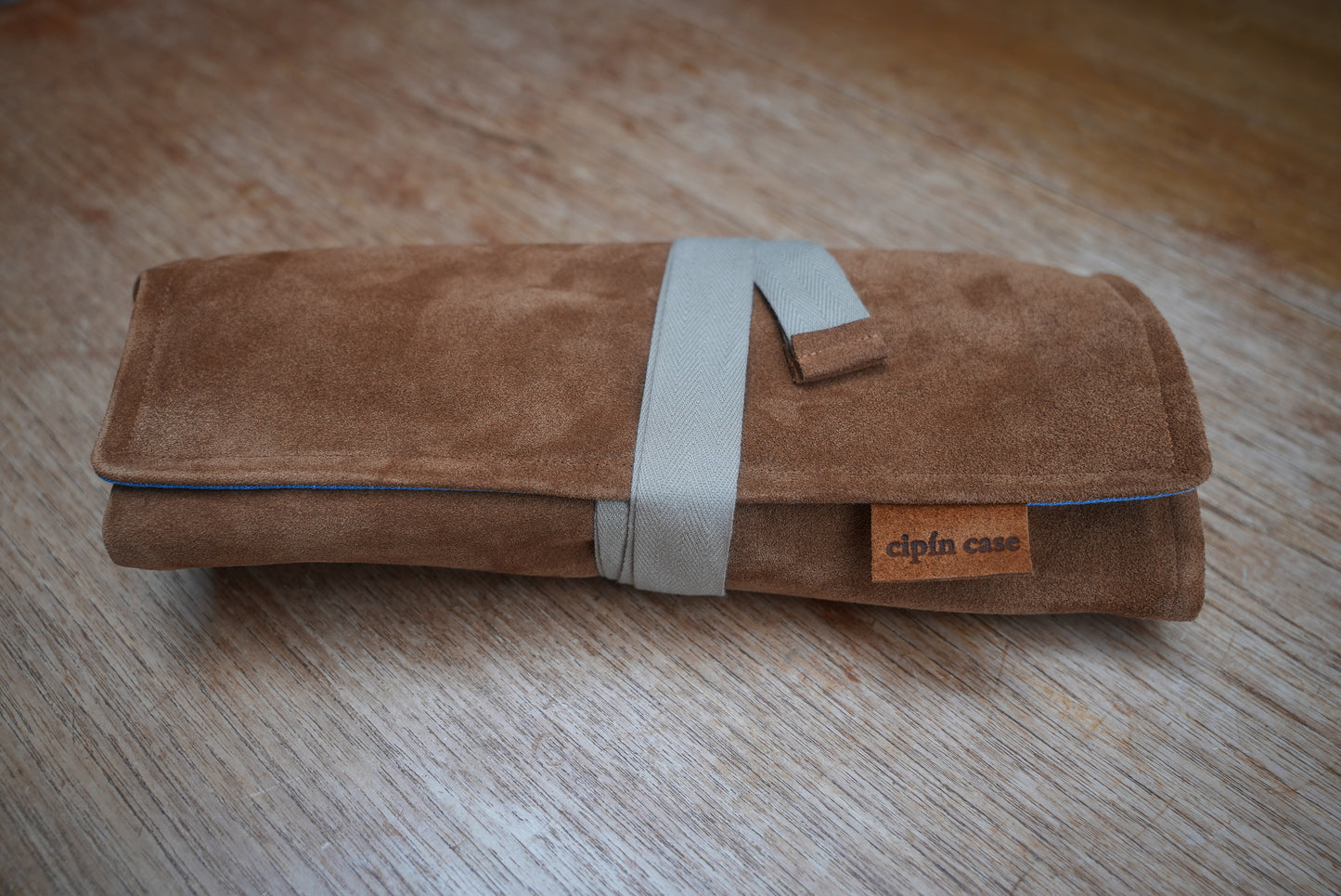 Cipín Case - Suede